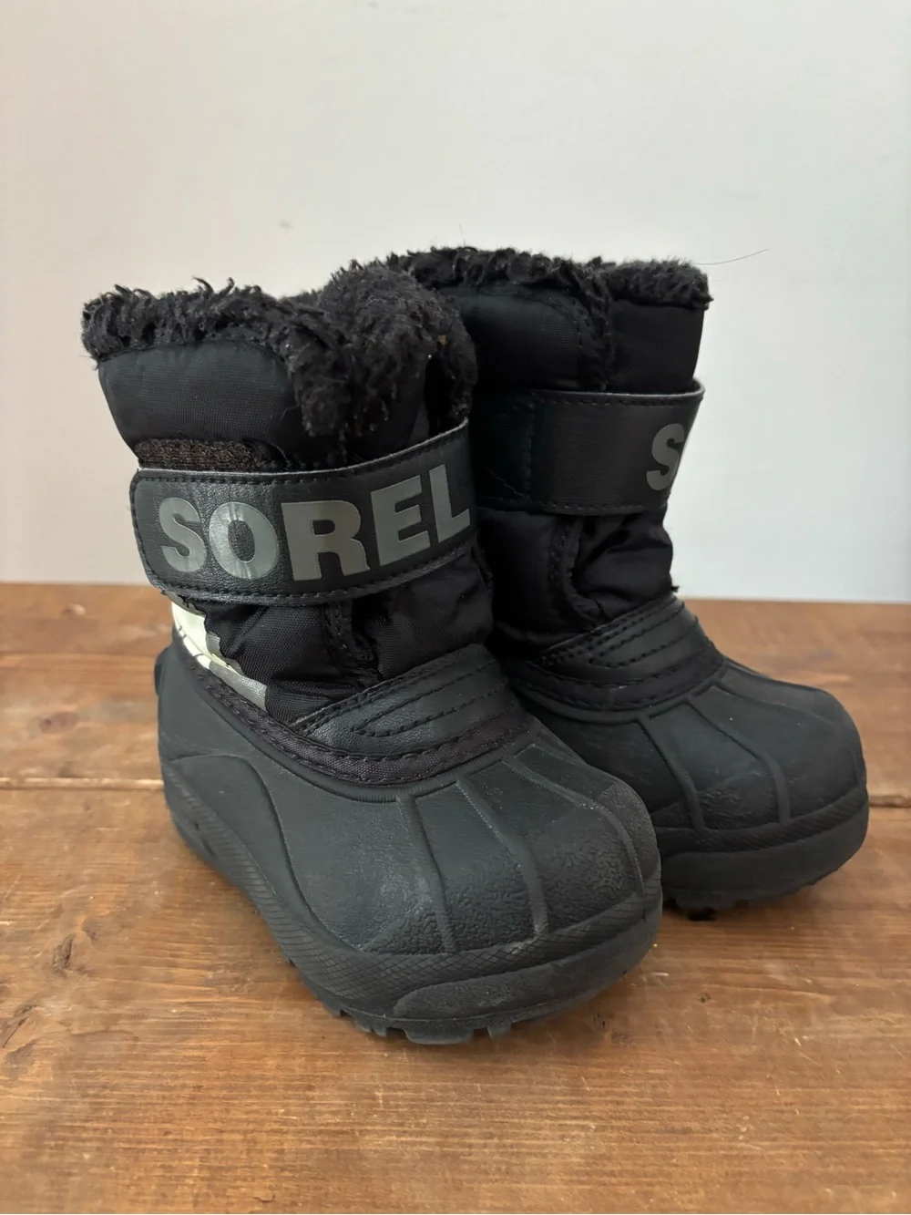 Sorel Snow Commander Kids' Black Winter Snow Boots Size 7